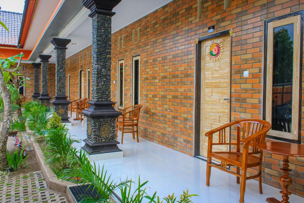 Hotel Niki Jembrana Exterior foto