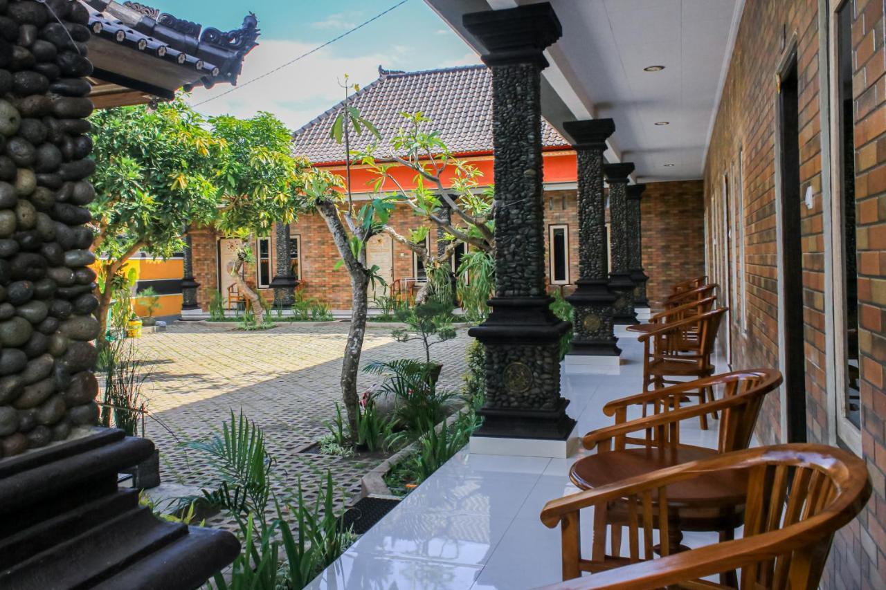 Hotel Niki Jembrana Exterior foto